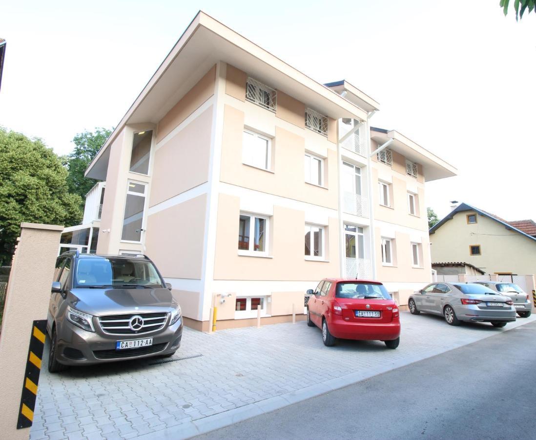 Grand Park Rooms & Apartments Čačak Esterno foto