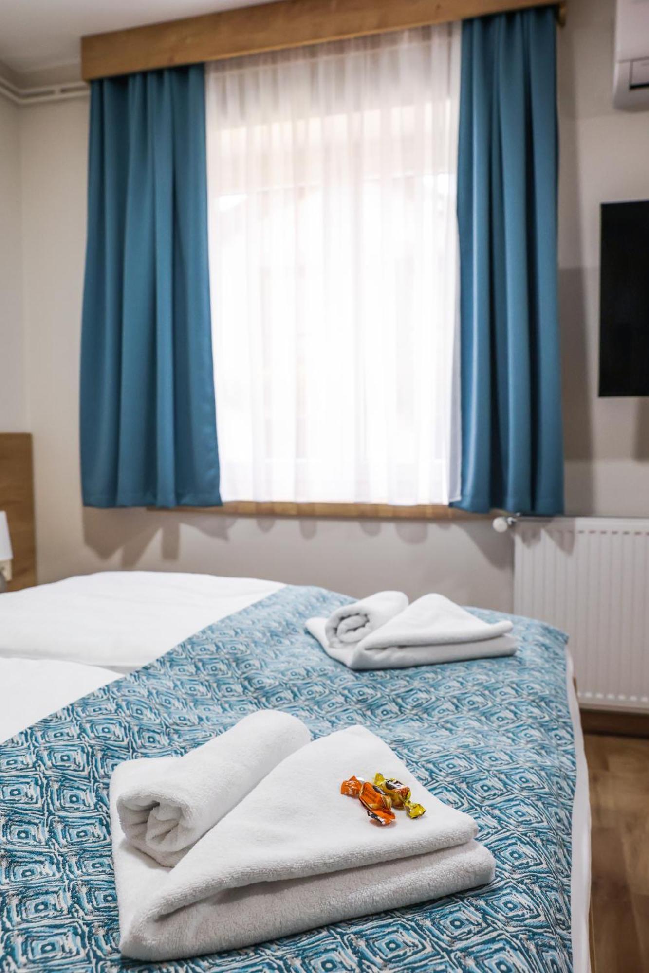 Grand Park Rooms & Apartments Čačak Esterno foto
